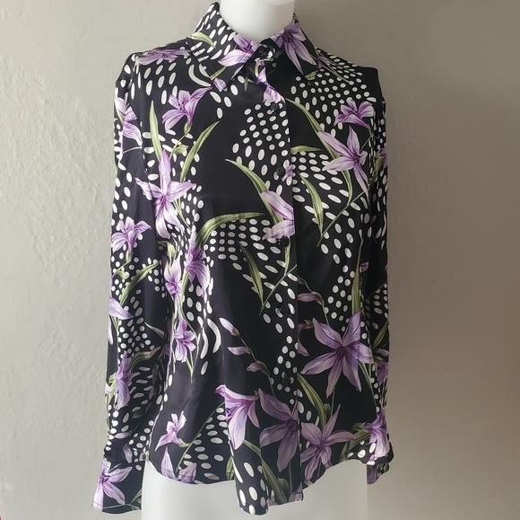 St John || Black and Purple Floral Silk Button Down - Picture 2 of 10